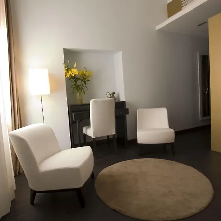 Ht Romeo Al Babuino 3*