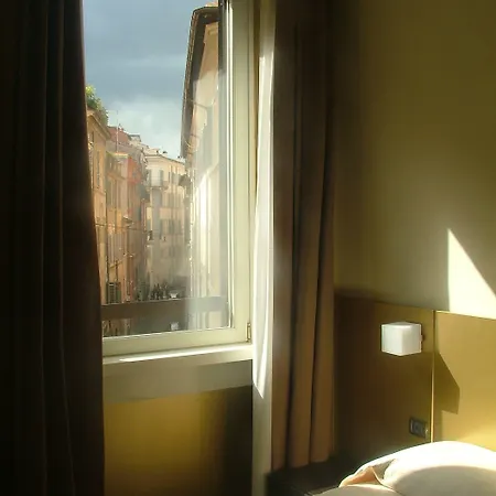 Ht Romeo Al Babuino Konukevi 3*