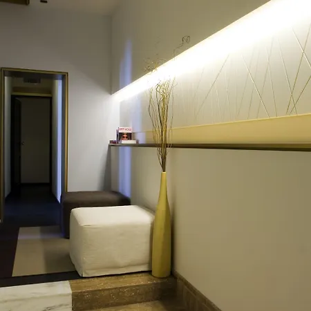 Konukevi Ht Romeo Al Babuino