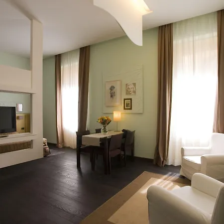 Ht Romeo Al Babuino Konukevi Roma