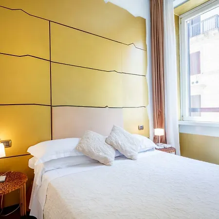 Konukevi Ht Romeo Al Babuino Roma