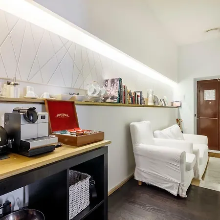 Ht Romeo Al Babuino Konukevi