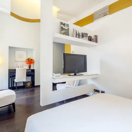 Ht Romeo Al Babuino 3* Roma