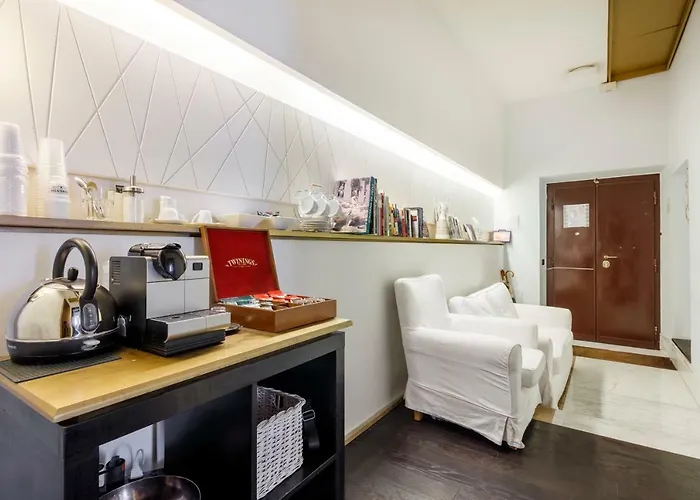 Ht Romeo Al Babuino Penzion